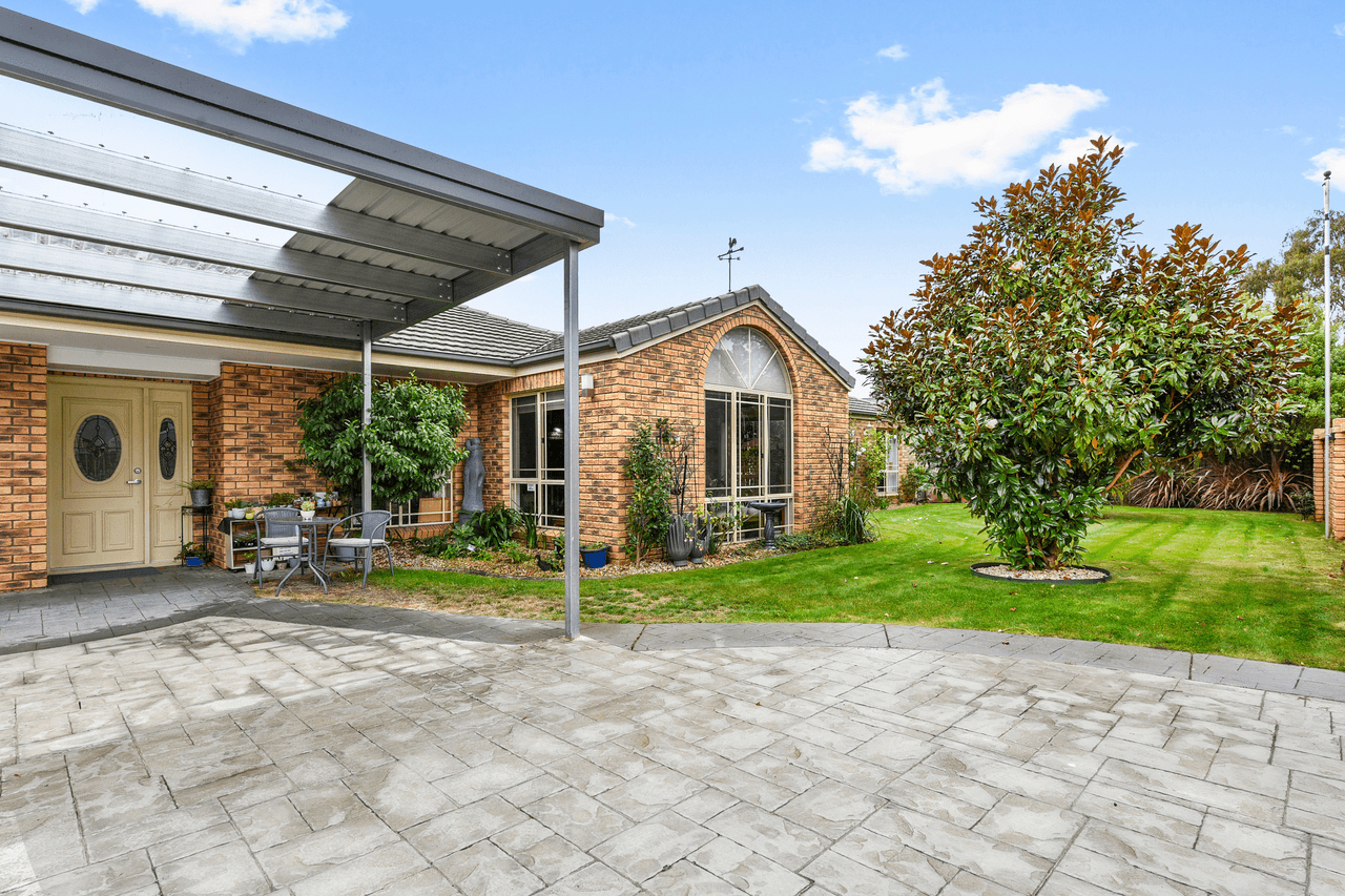 8 Cobblers Street, SEVEN MILE BEACH, TAS 7170
