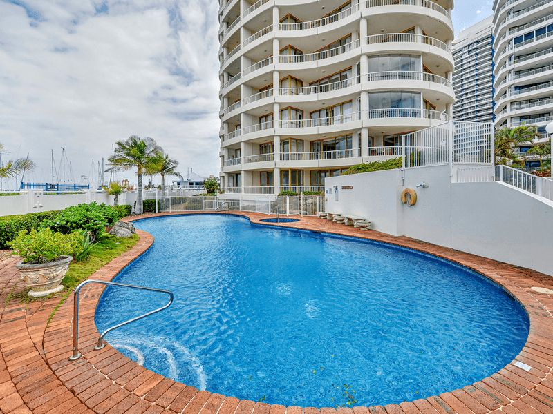 28/19 Oatland Esplanade, RUNAWAY BAY, QLD 4216