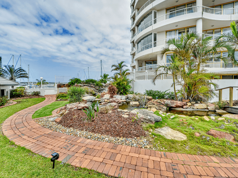 28/19 Oatland Esplanade, RUNAWAY BAY, QLD 4216