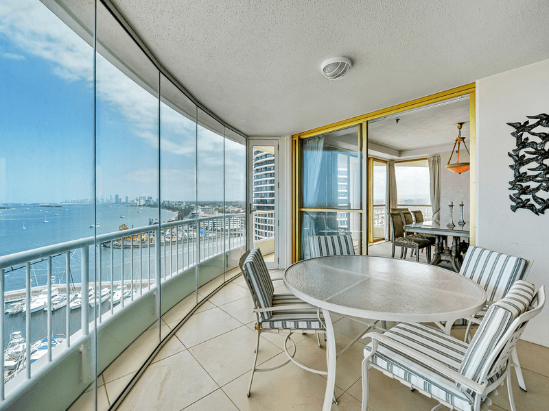 28/19 Oatland Esplanade, RUNAWAY BAY, QLD 4216