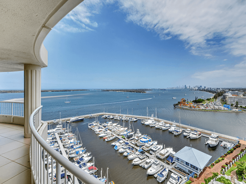 28/19 Oatland Esplanade, RUNAWAY BAY, QLD 4216