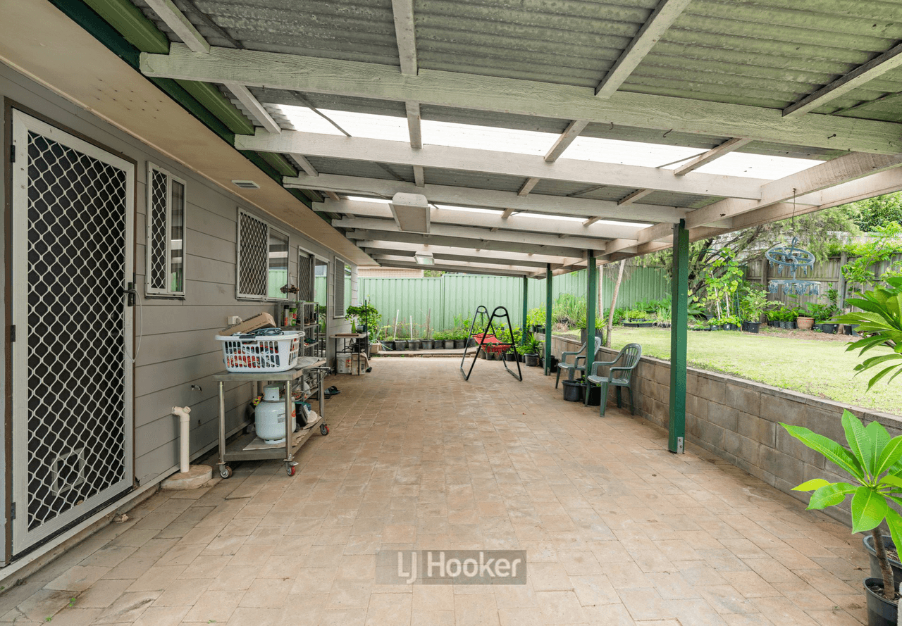 18 Dunblane Drive, BORONIA HEIGHTS, QLD 4124