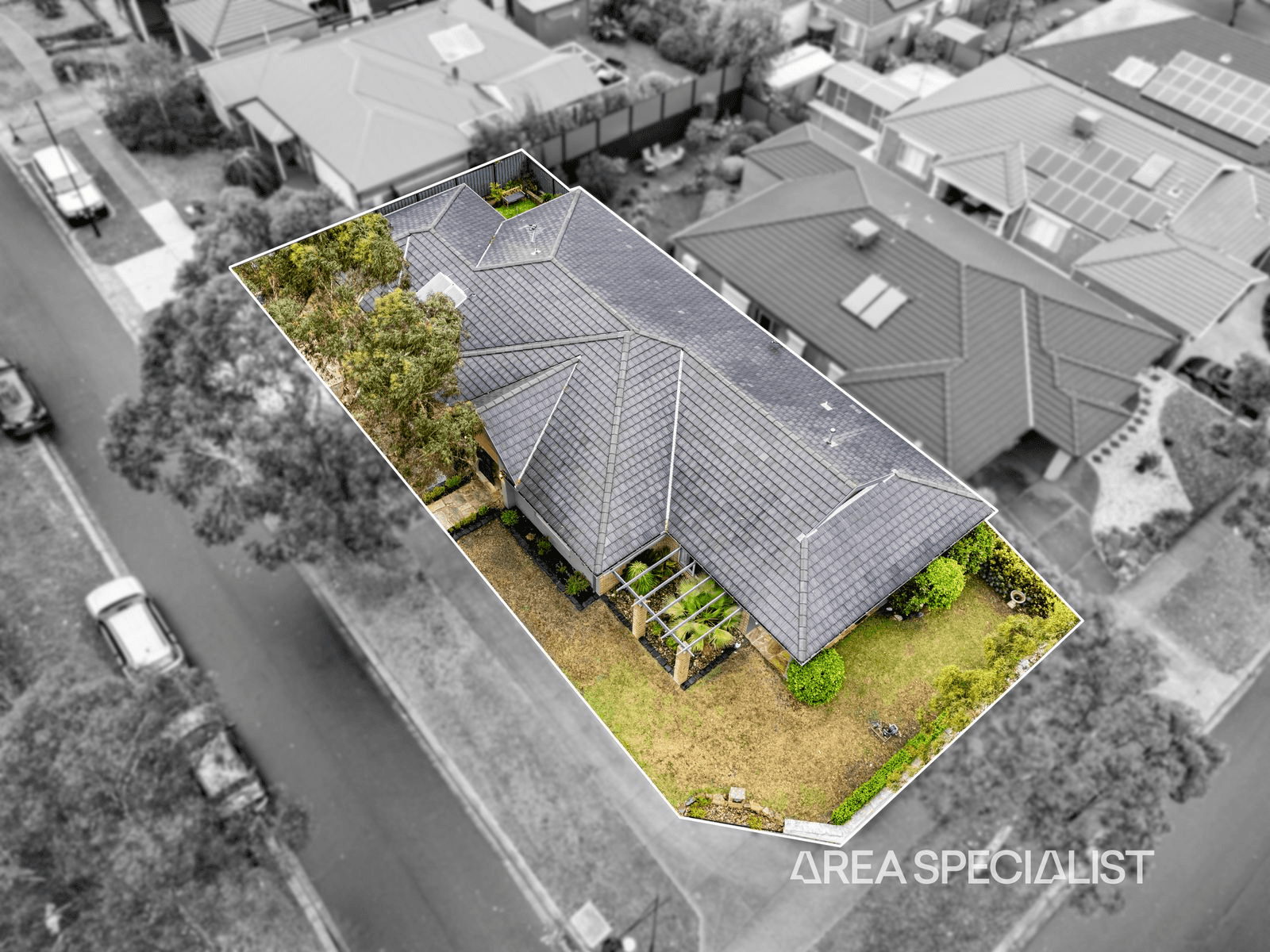 8 Waterside Drive, Pakenham, VIC 3810