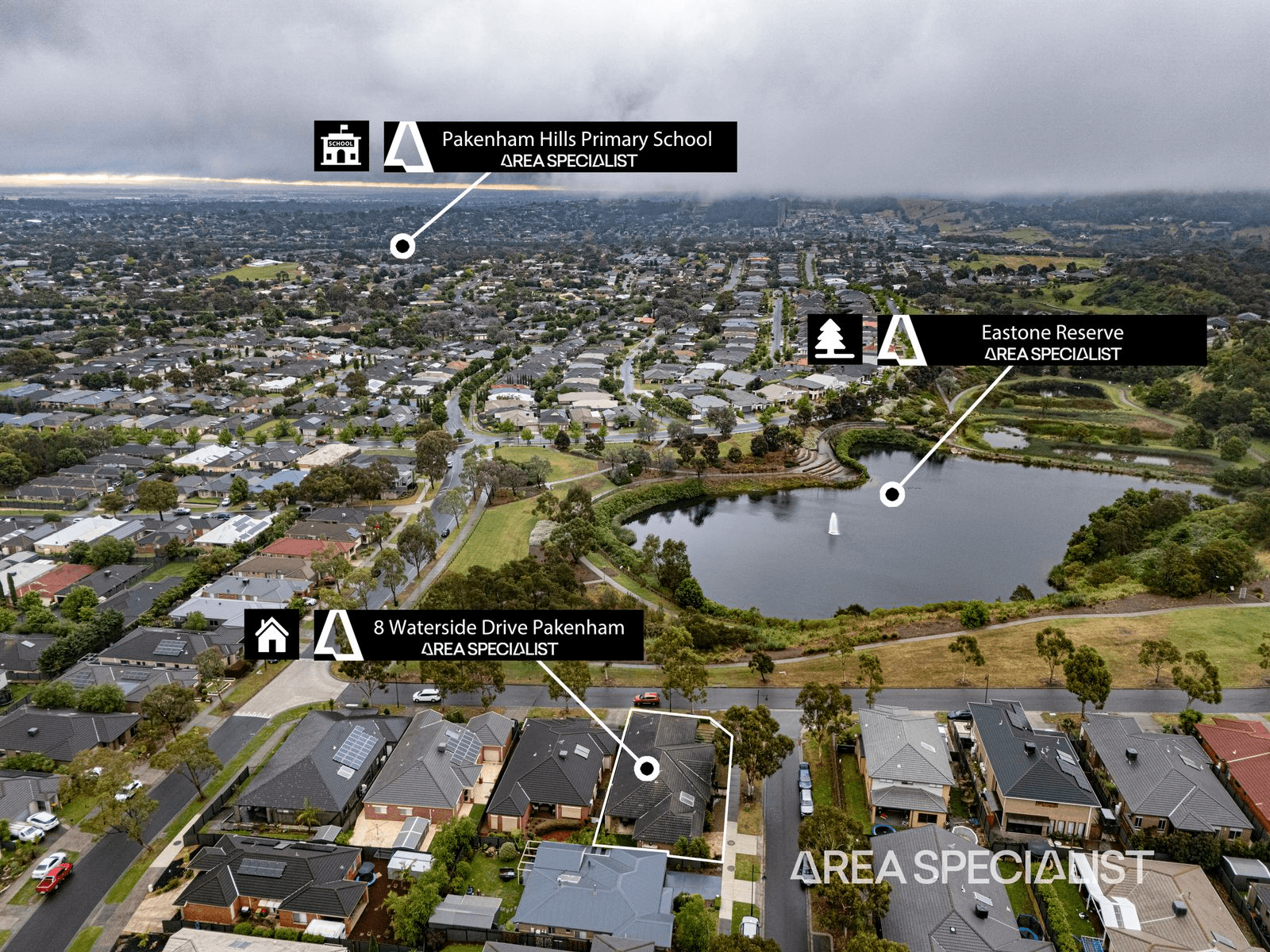 8 Waterside Drive, Pakenham, VIC 3810