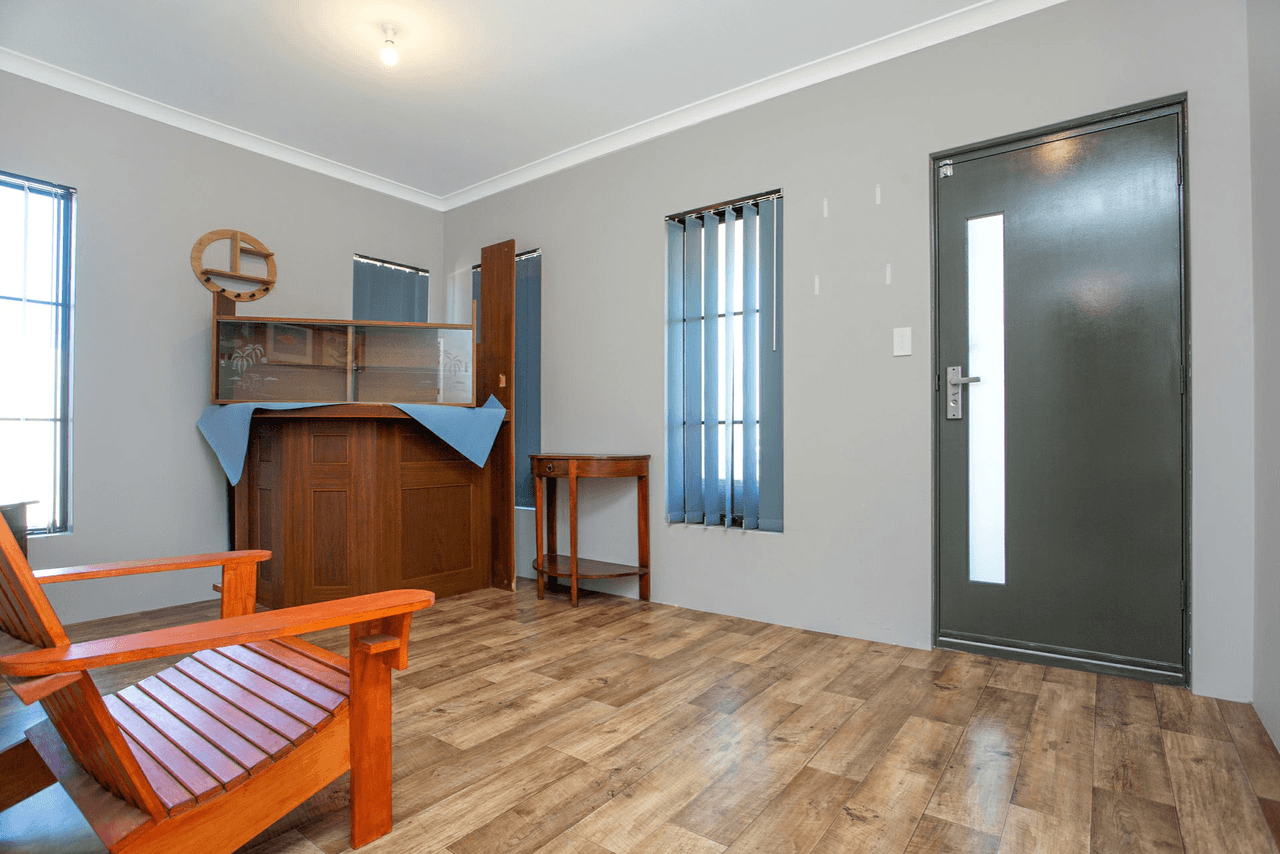 18 Trethowan Promenade, ALKIMOS, WA 6038