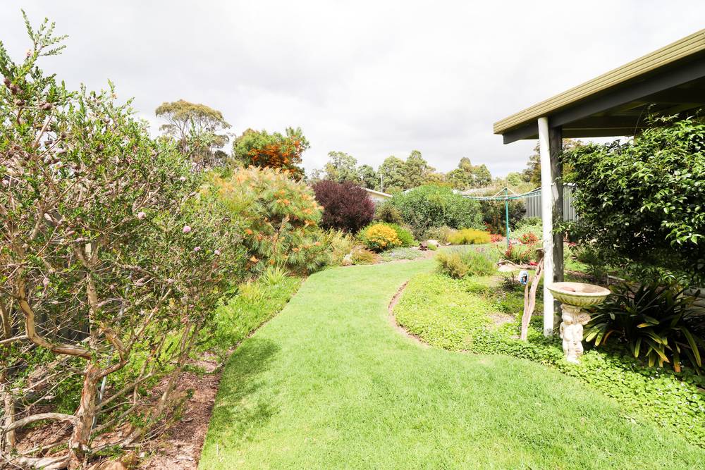 51 Betka Road, MALLACOOTA, VIC 3892