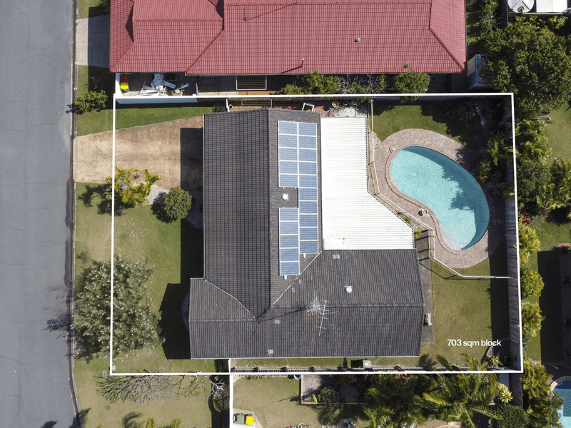 14 Keppel Court, Mermaid Waters, QLD 4218