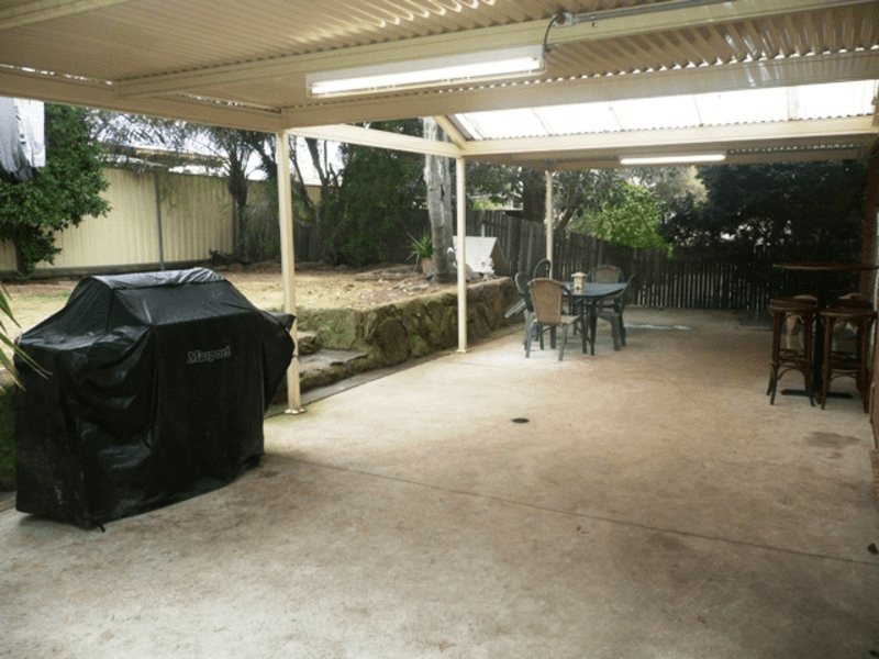 8 Gypsum Place, EAGLE VALE, NSW 2558