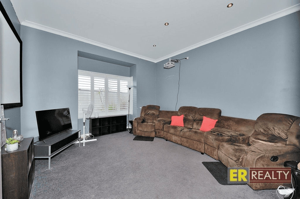 25 Lomas Circle, ELLENBROOK, WA 6069