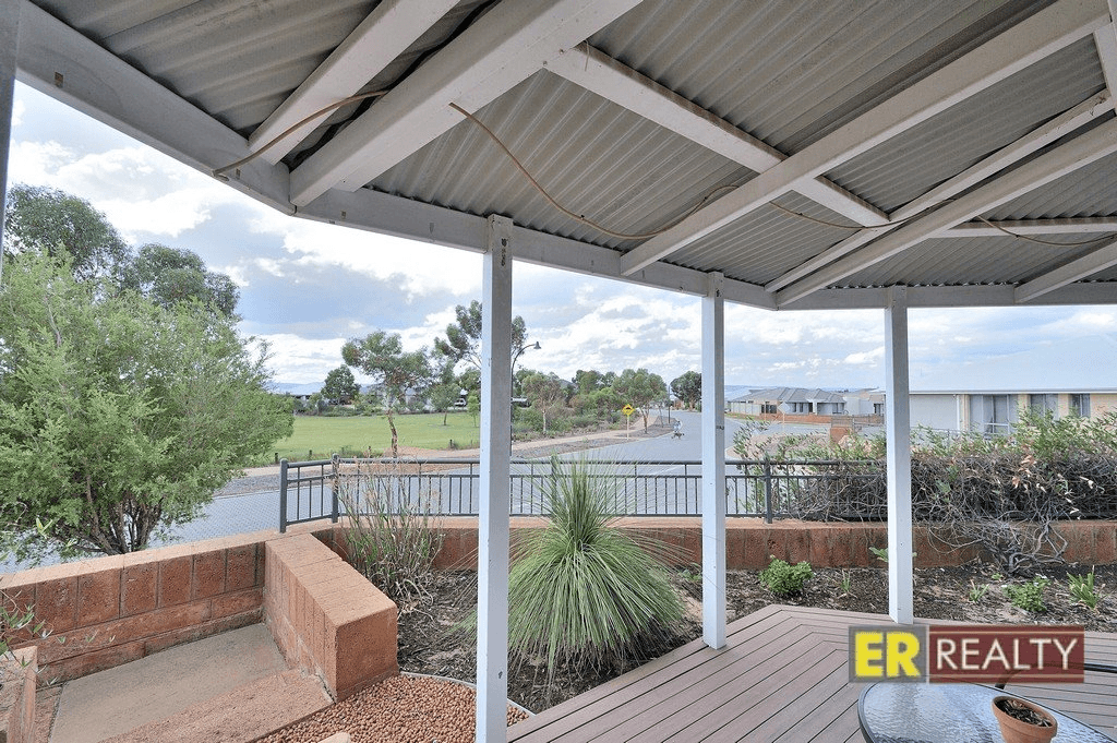 25 Lomas Circle, ELLENBROOK, WA 6069