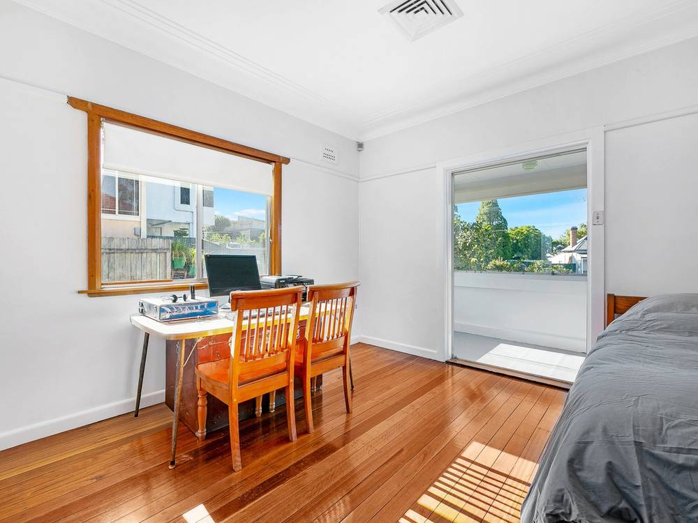 202 Burnett Street, MAYS HILL, NSW 2145