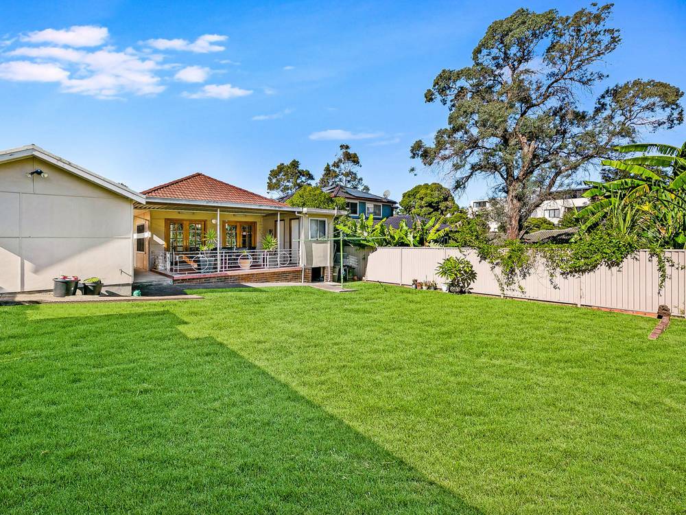 202 Burnett Street, MAYS HILL, NSW 2145