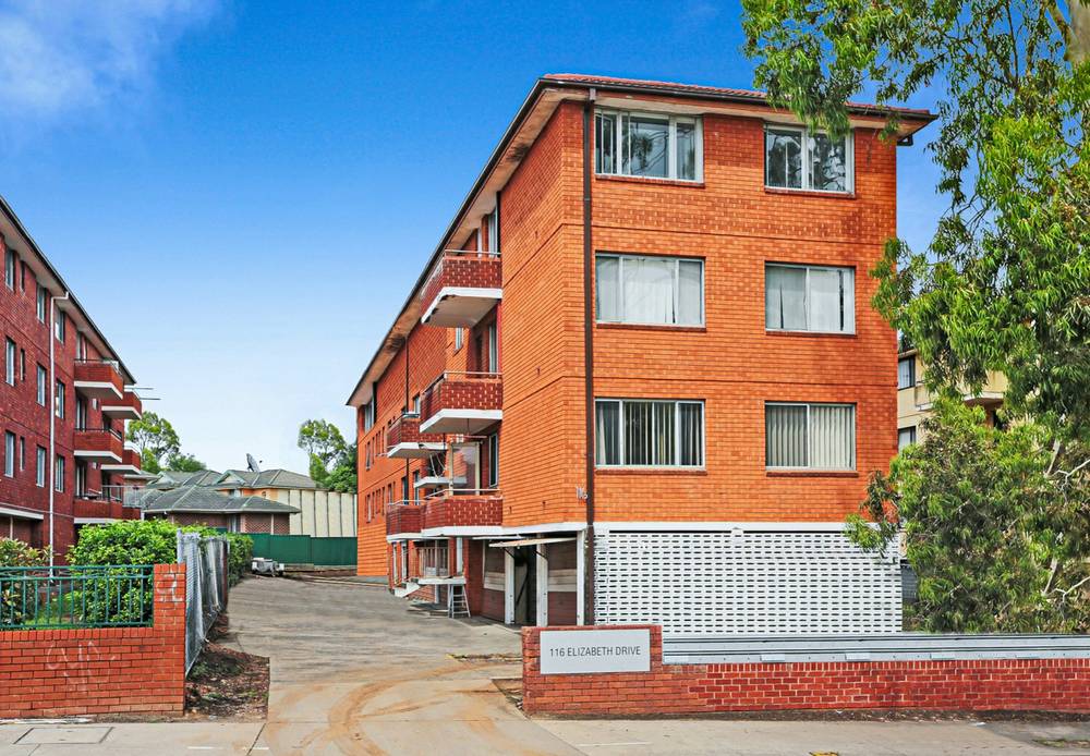 Unit 1/116 Elizabeth Drive, LIVERPOOL, NSW 2170