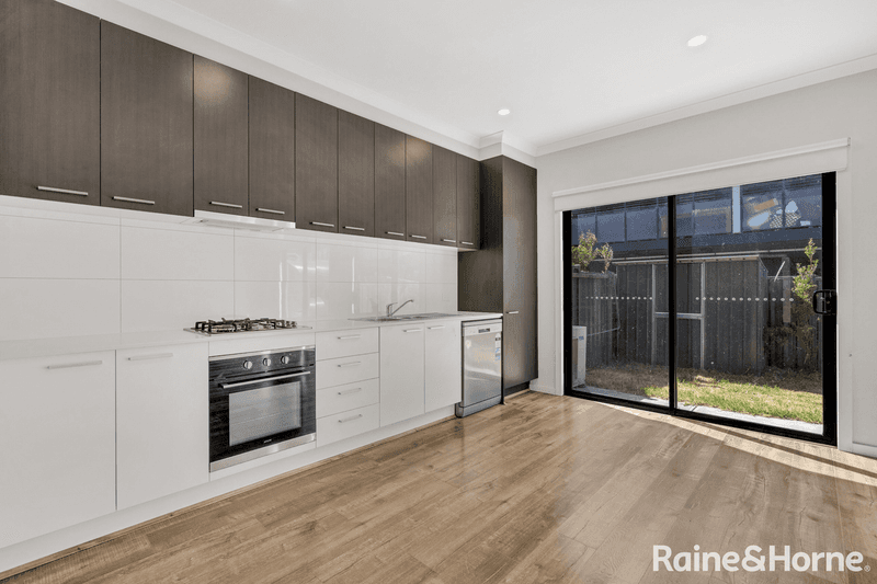 12/8-10 Fortitude Drive, CRAIGIEBURN, VIC 3064