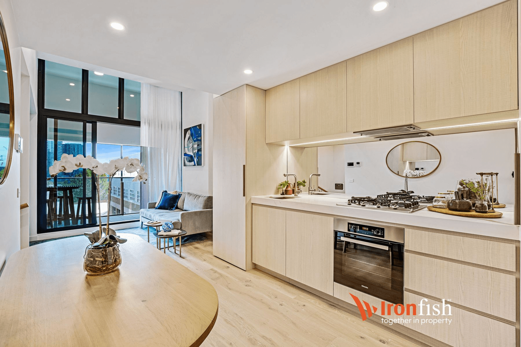 TH319/105 Batman Street, WEST MELBOURNE, VIC 3003