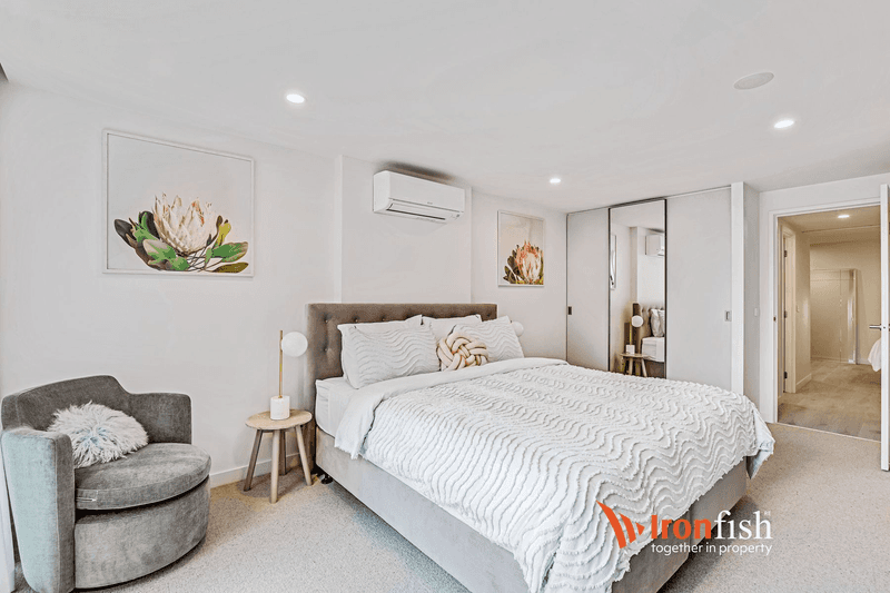 TH319/105 Batman Street, WEST MELBOURNE, VIC 3003