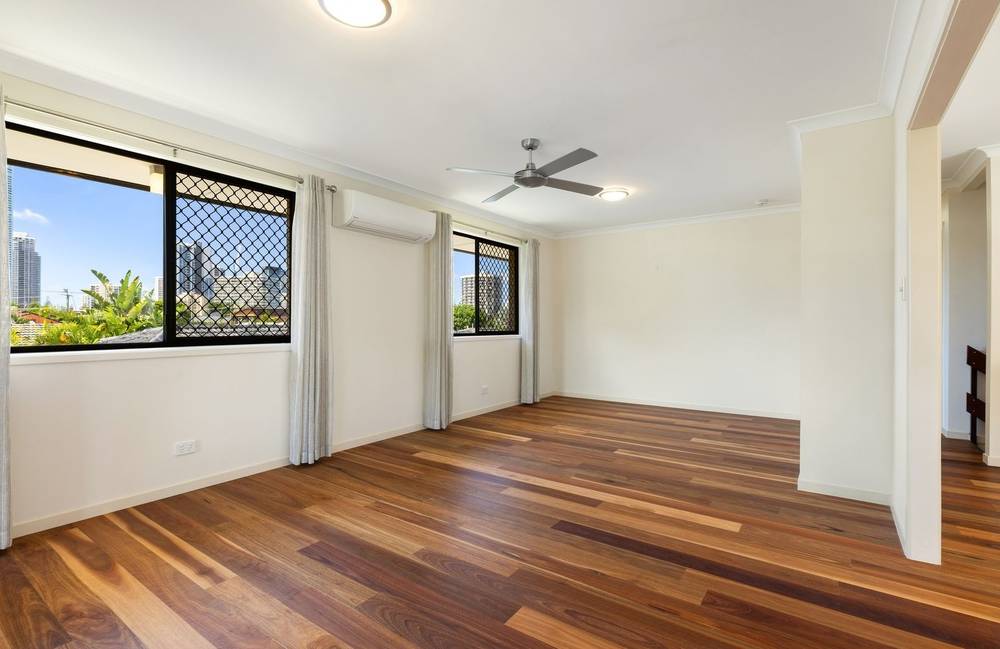 20 Verona Avenue, Isle Of Capri, QLD 4217