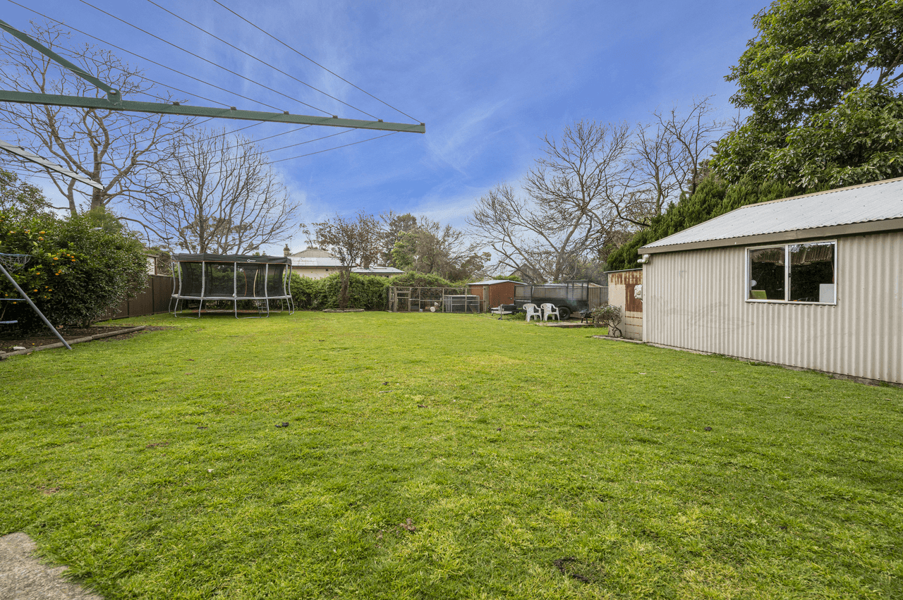 8 Erith Road, BUXTON, NSW 2571