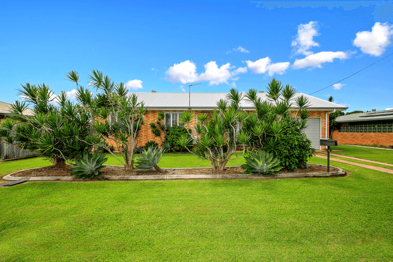 2 Loney Street, AVENELL HEIGHTS, QLD 4670