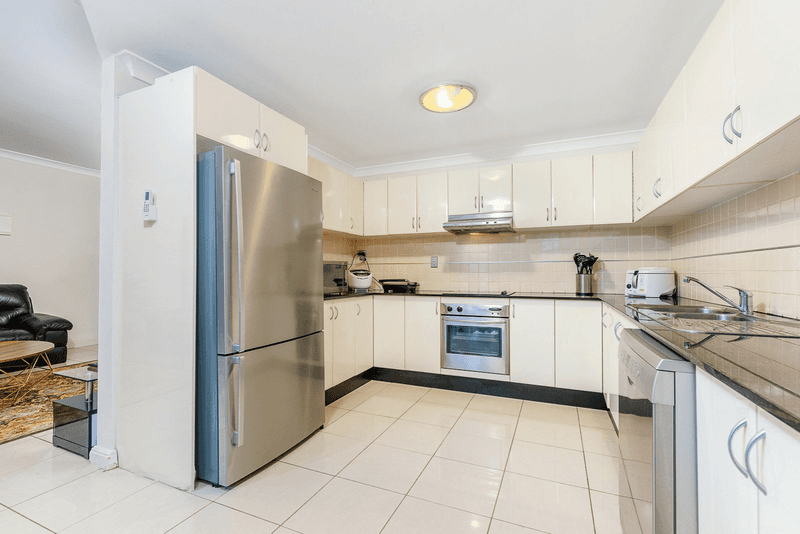 4/52-54 Kerrs Road, CASTLE HILL, NSW 2154