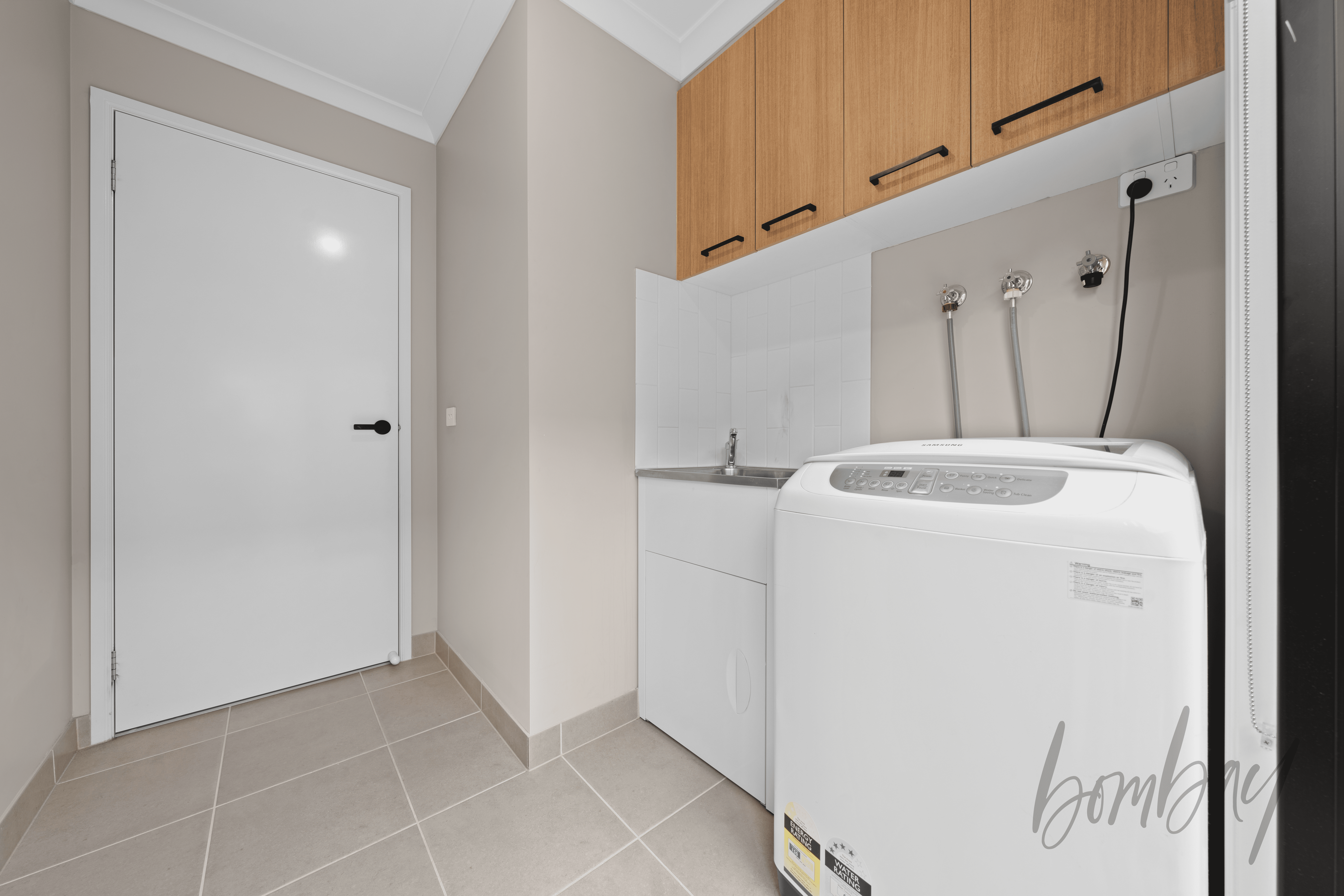 17 Clapham Avenue, WOLLERT, VIC 3750