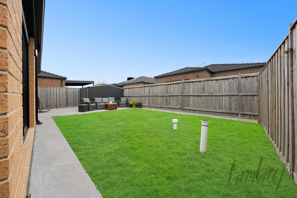 17 Clapham Avenue, CRAIGIEBURN, VIC 3064