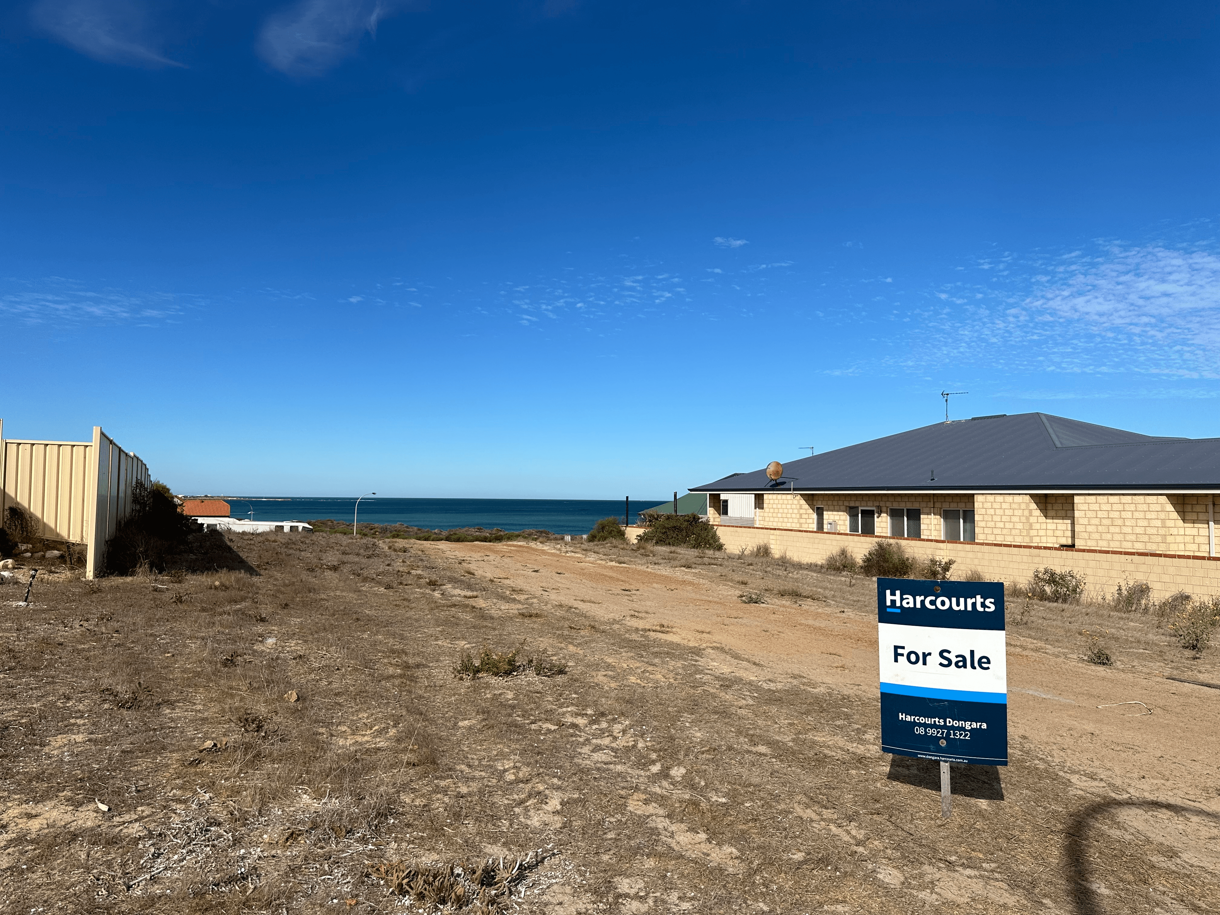 6 Barrett Cove, DONGARA, WA 6525