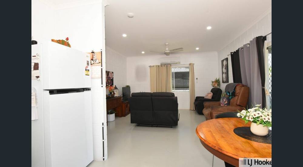 7 AMANDA CRESCENT, TULLY HEADS, QLD 4854