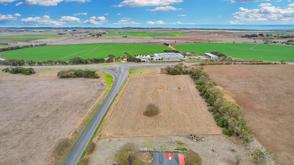 1 Southern Cross Road, ILLOWA, VIC 3282