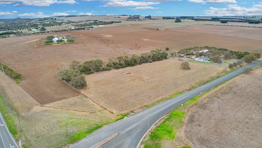 1 Southern Cross Road, ILLOWA, VIC 3282