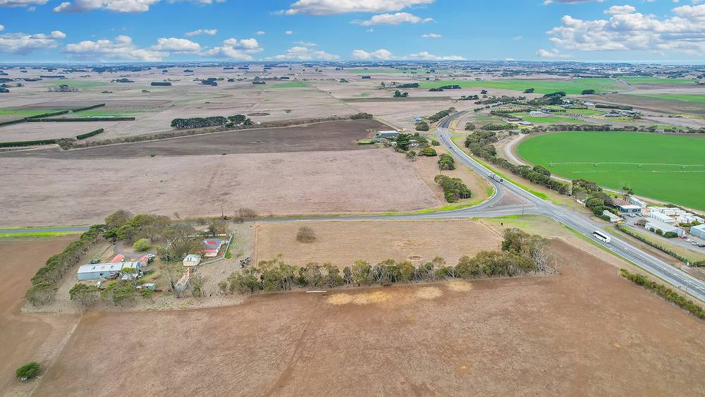 1 Southern Cross Road, ILLOWA, VIC 3282
