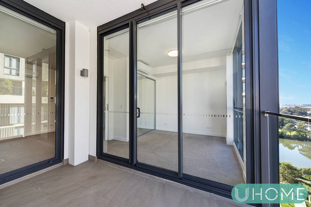 1002/15 Brodie Spark Drive, WOLLI CREEK, NSW 2205