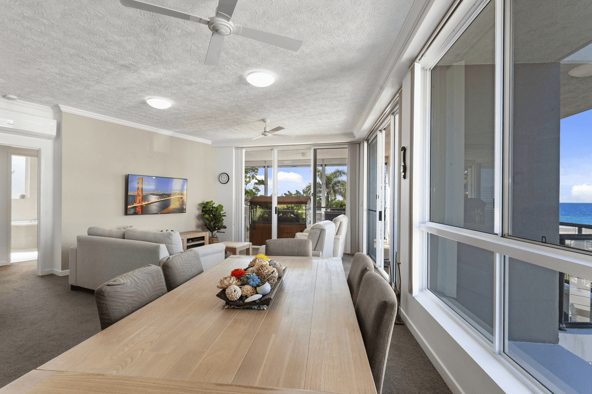 3/3 Twenty Seventh Avenue, Palm Beach, QLD 4221