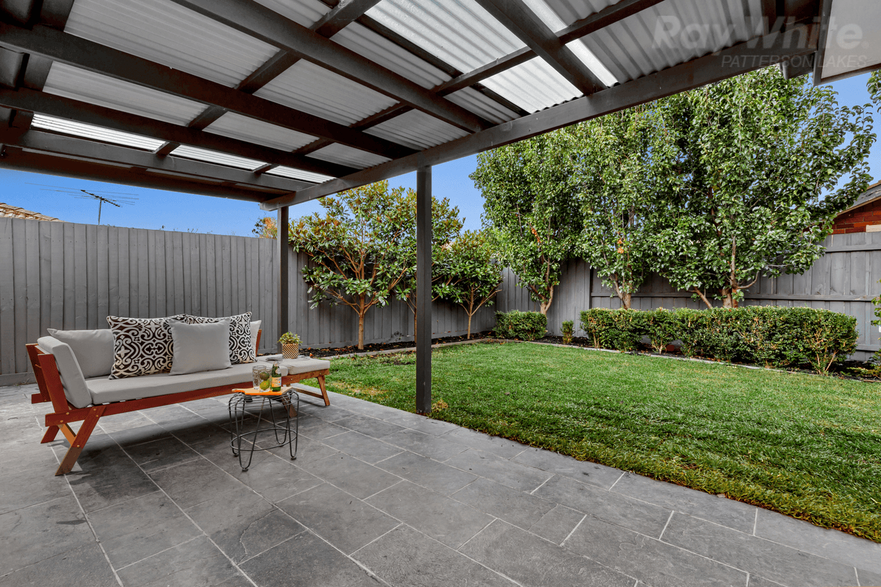 5 Oriflamme Court, ASPENDALE GARDENS, VIC 3195