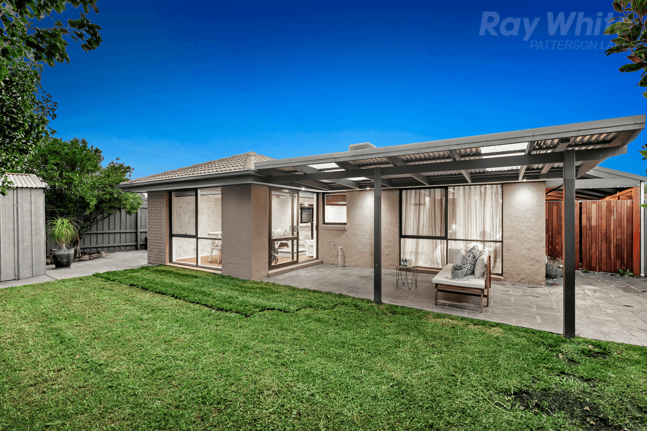 5 Oriflamme Court, ASPENDALE GARDENS, VIC 3195