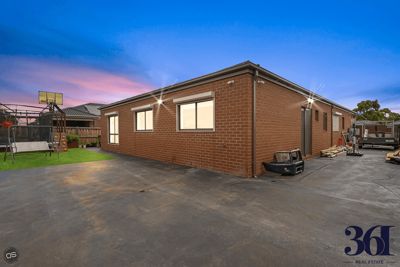 92 Manooka Road, Brookfield, VIC 3338