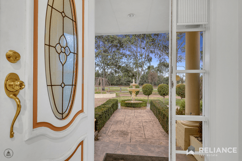 3 Lakeview Terrace, Melton West, VIC 3337