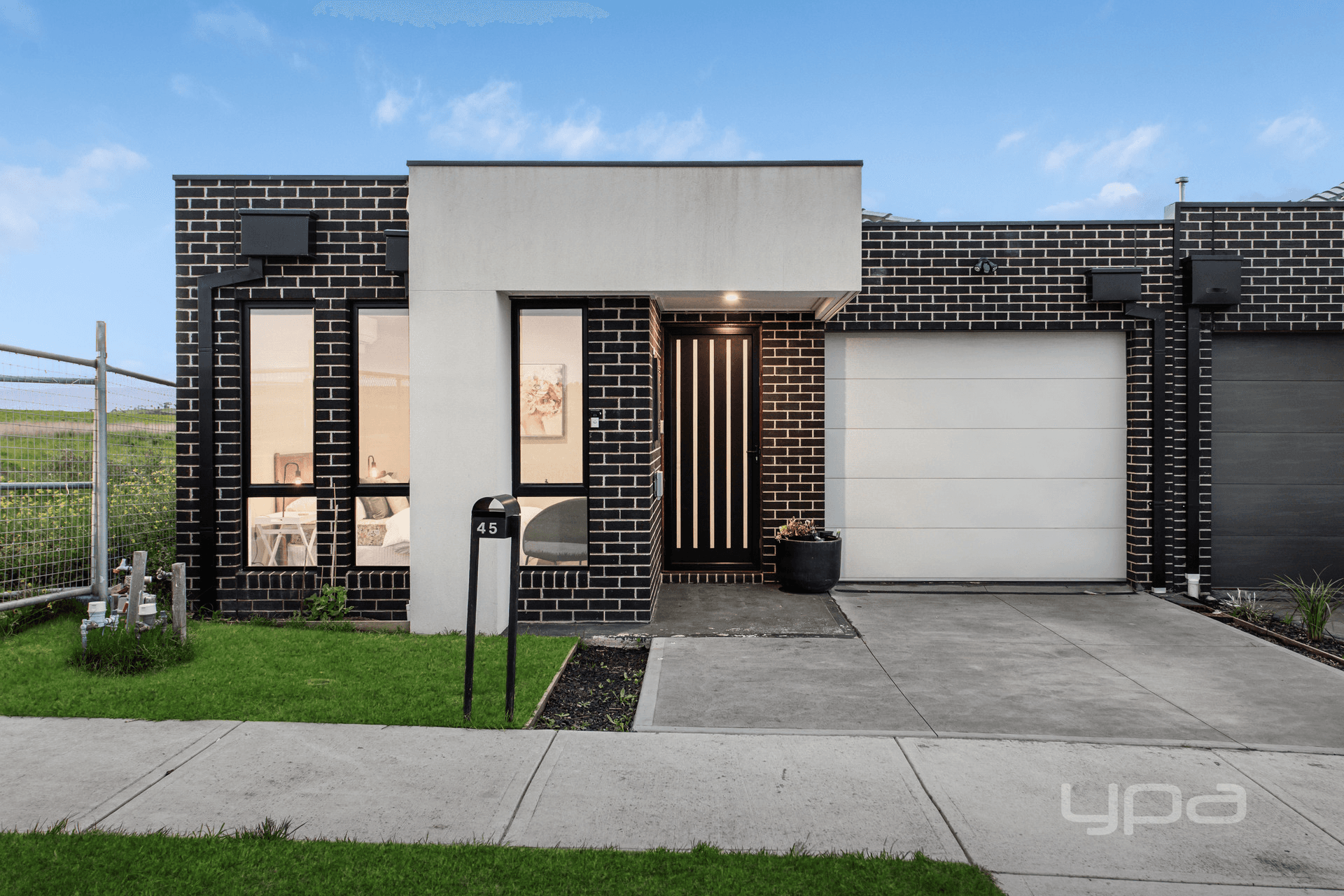 45 Docker Circuit, Mickleham, VIC 3064