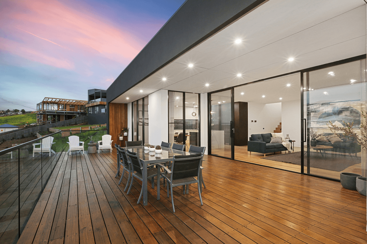 26-28  Wembley Lane, Highton, VIC 3216