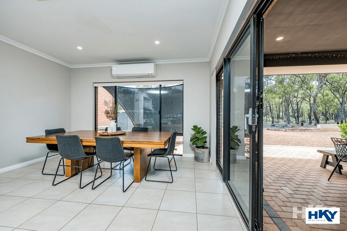 15 Jacaranda Close, Chittering, WA 6084