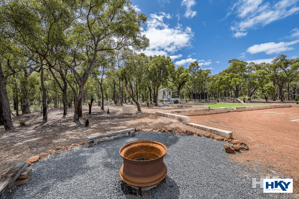 15 Jacaranda Close, Chittering, WA 6084