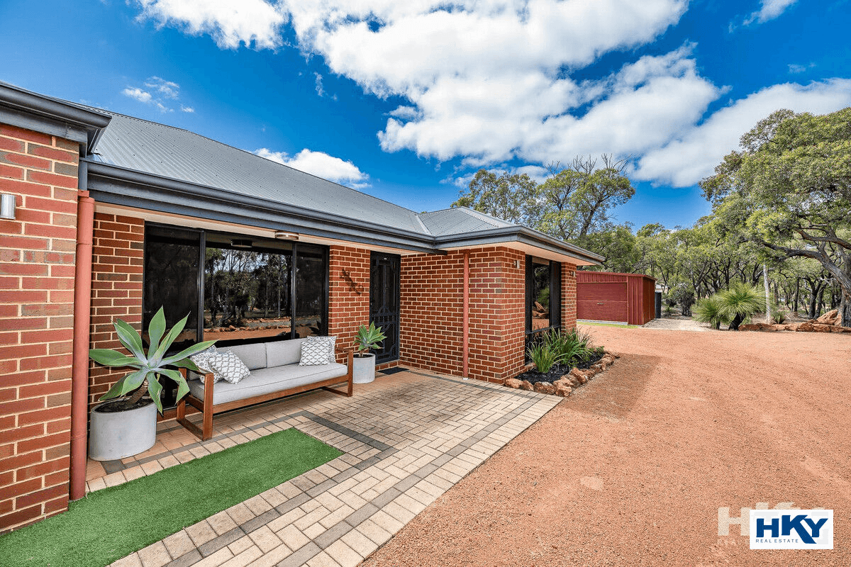 15 Jacaranda Close, Chittering, WA 6084