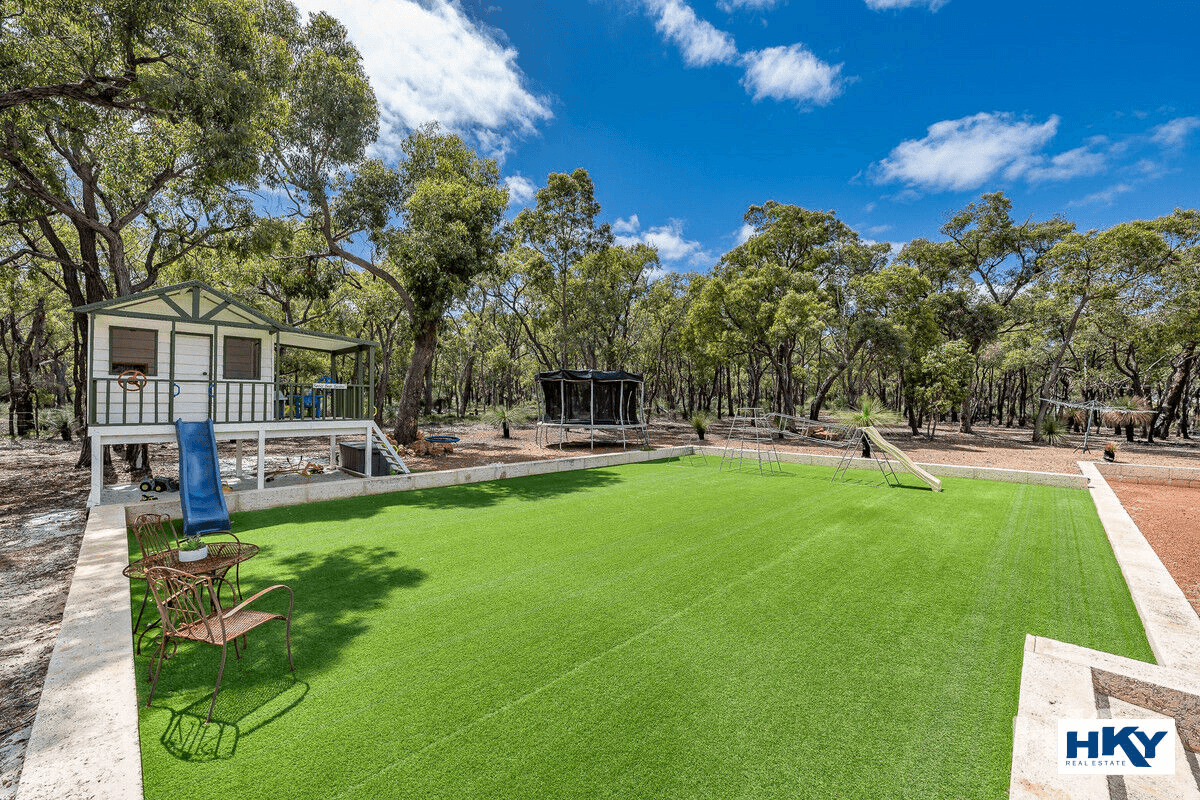 15 Jacaranda Close, Chittering, WA 6084