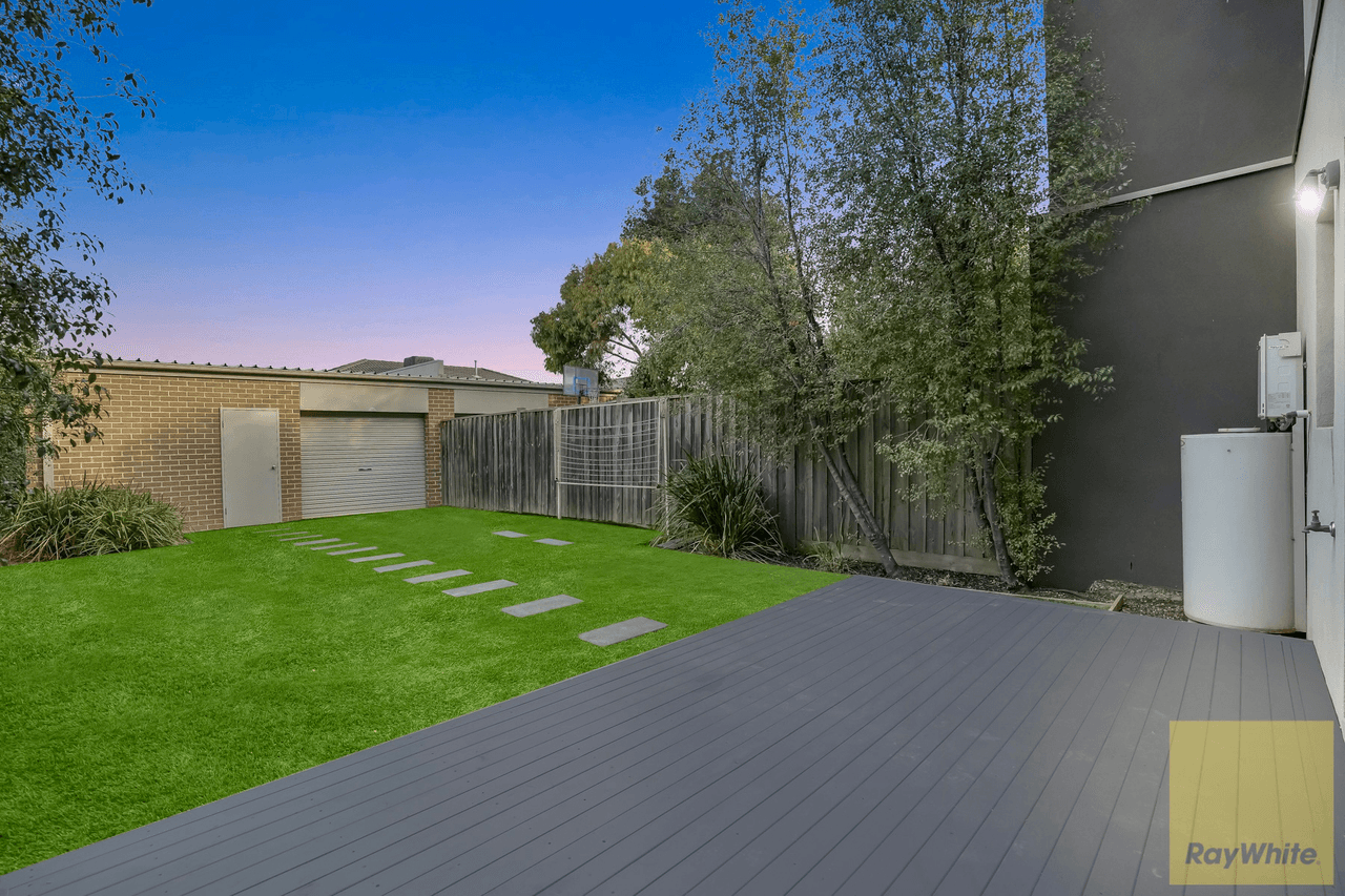 1 Tumstone Lane, WILLIAMS LANDING, VIC 3027