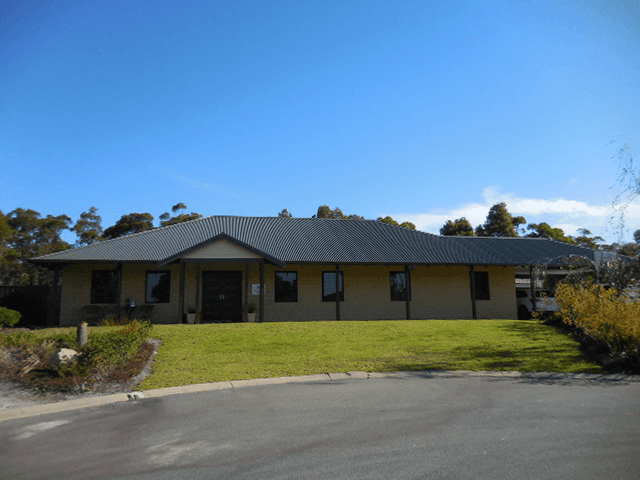 14 Henton Peak Heights, MOUNT BARKER, WA 6324