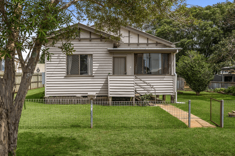 1 Ranfurly Street, NEWTOWN, QLD 4350