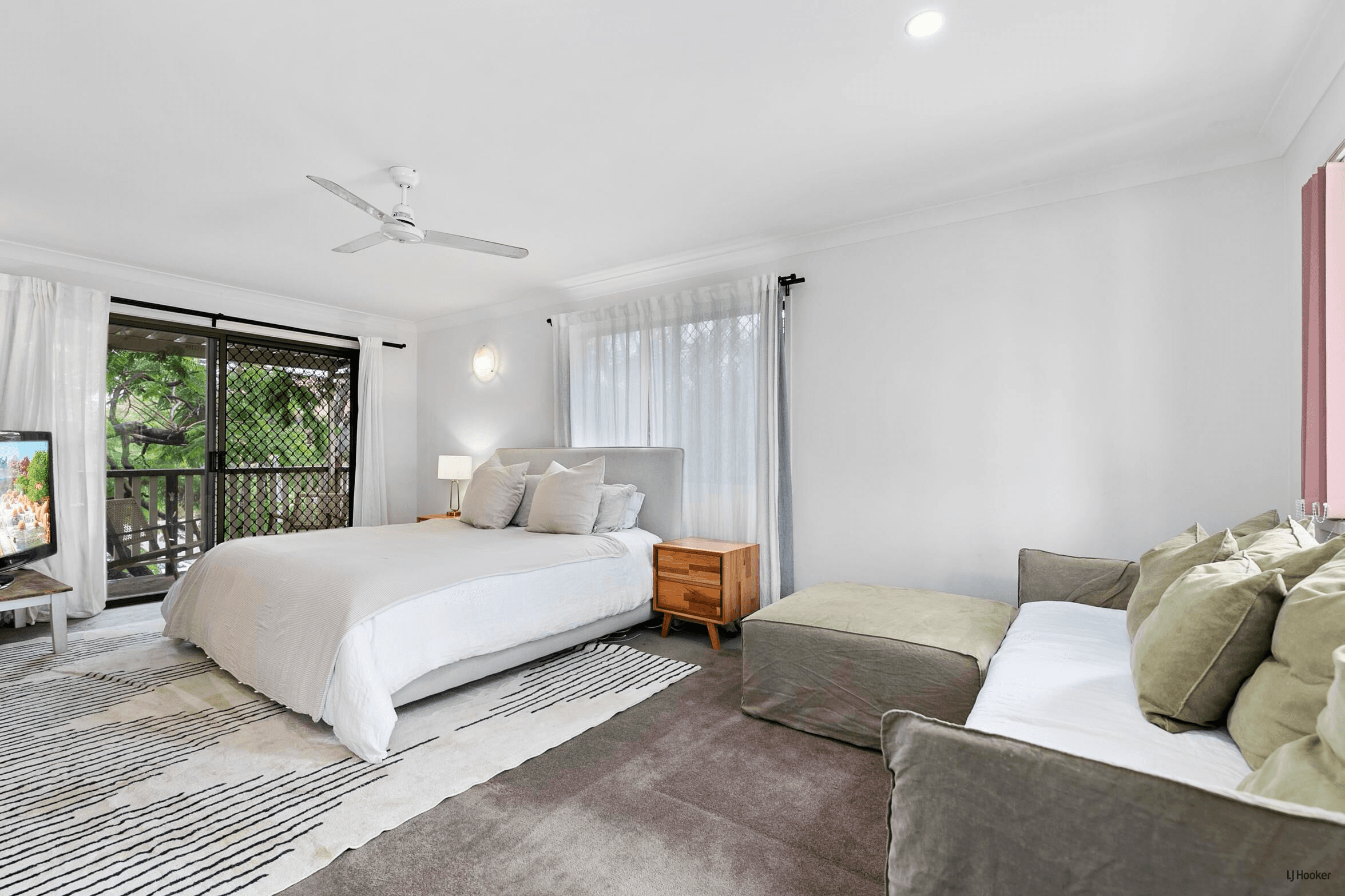 1/4 Tahiti Avenue, Palm Beach, QLD 4221