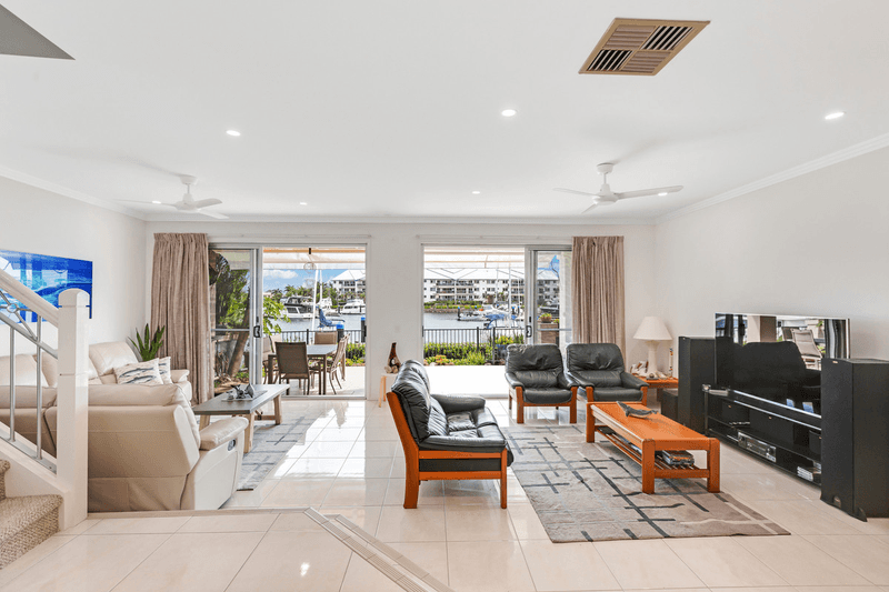 15/6 Harbourview Court, RABY BAY, QLD 4163