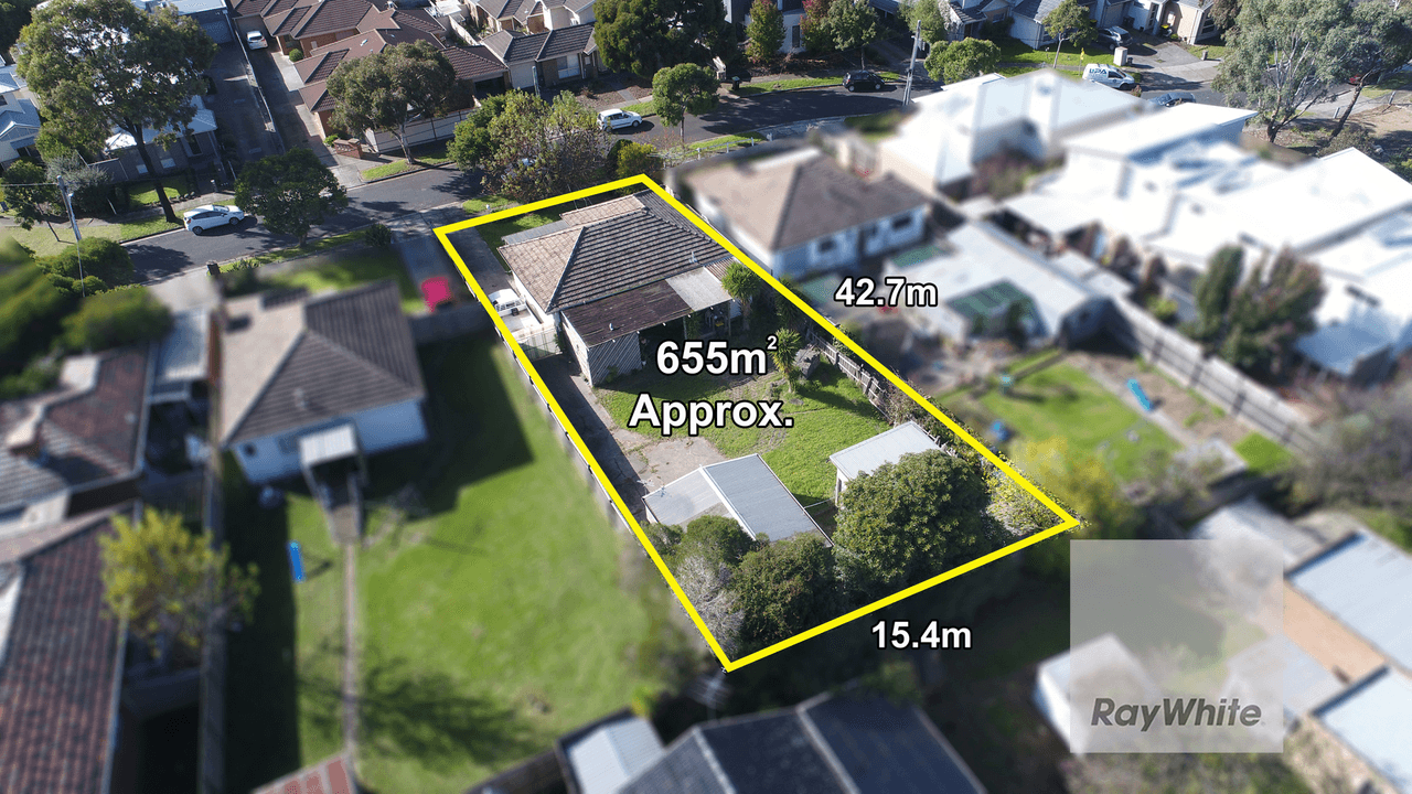 5 Warwick Place, TULLAMARINE, VIC 3043