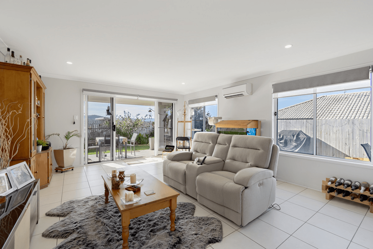 53 Hanover Drive, Pimpama, QLD 4209